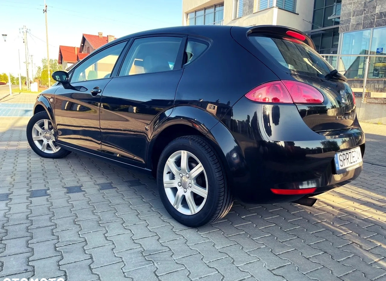Seat Leon cena 15900 przebieg: 185264, rok produkcji 2007 z Piła małe 407